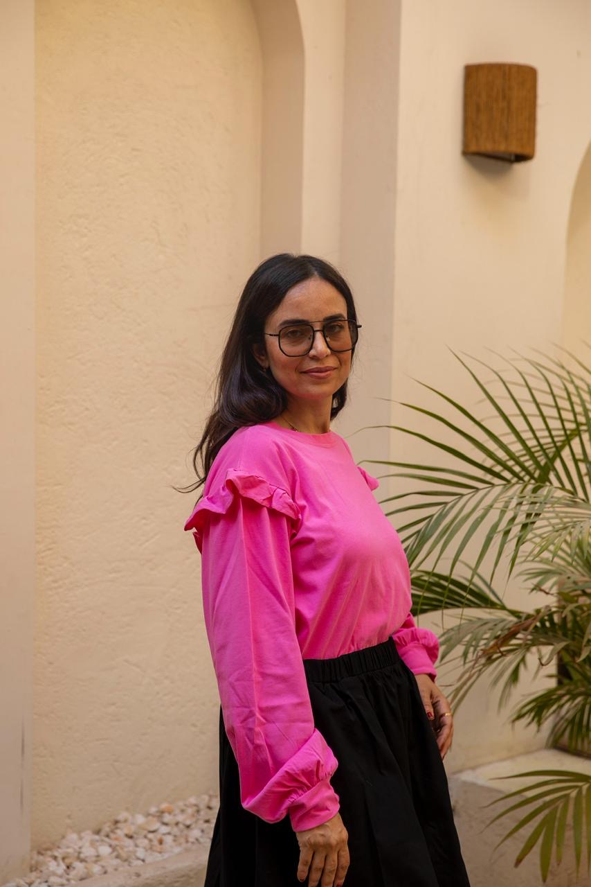 basic Top In Hot pink