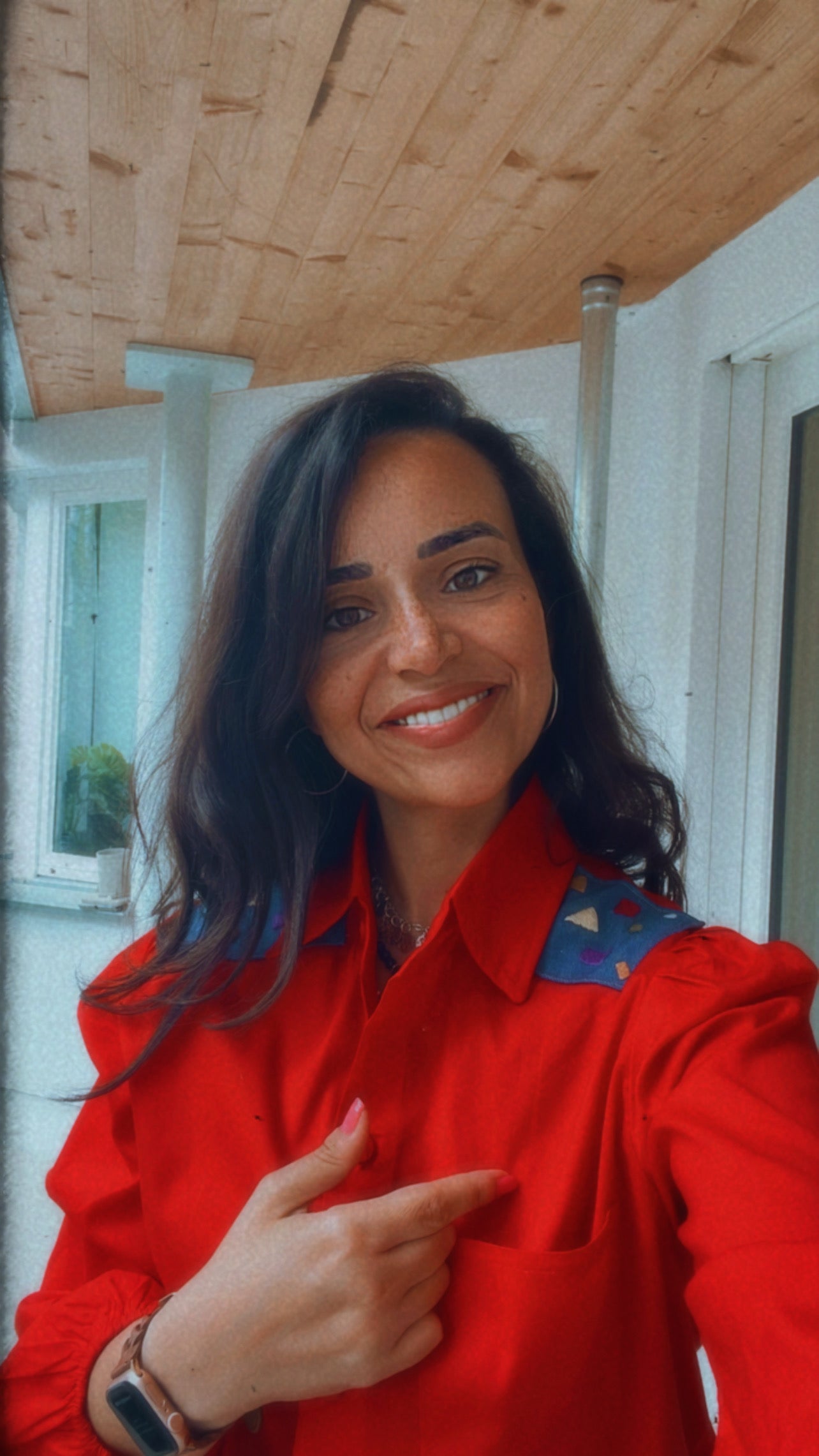 Red blouse with design denim