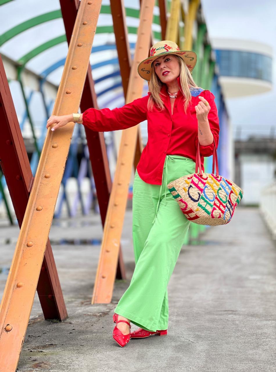 Red blouse with design denim