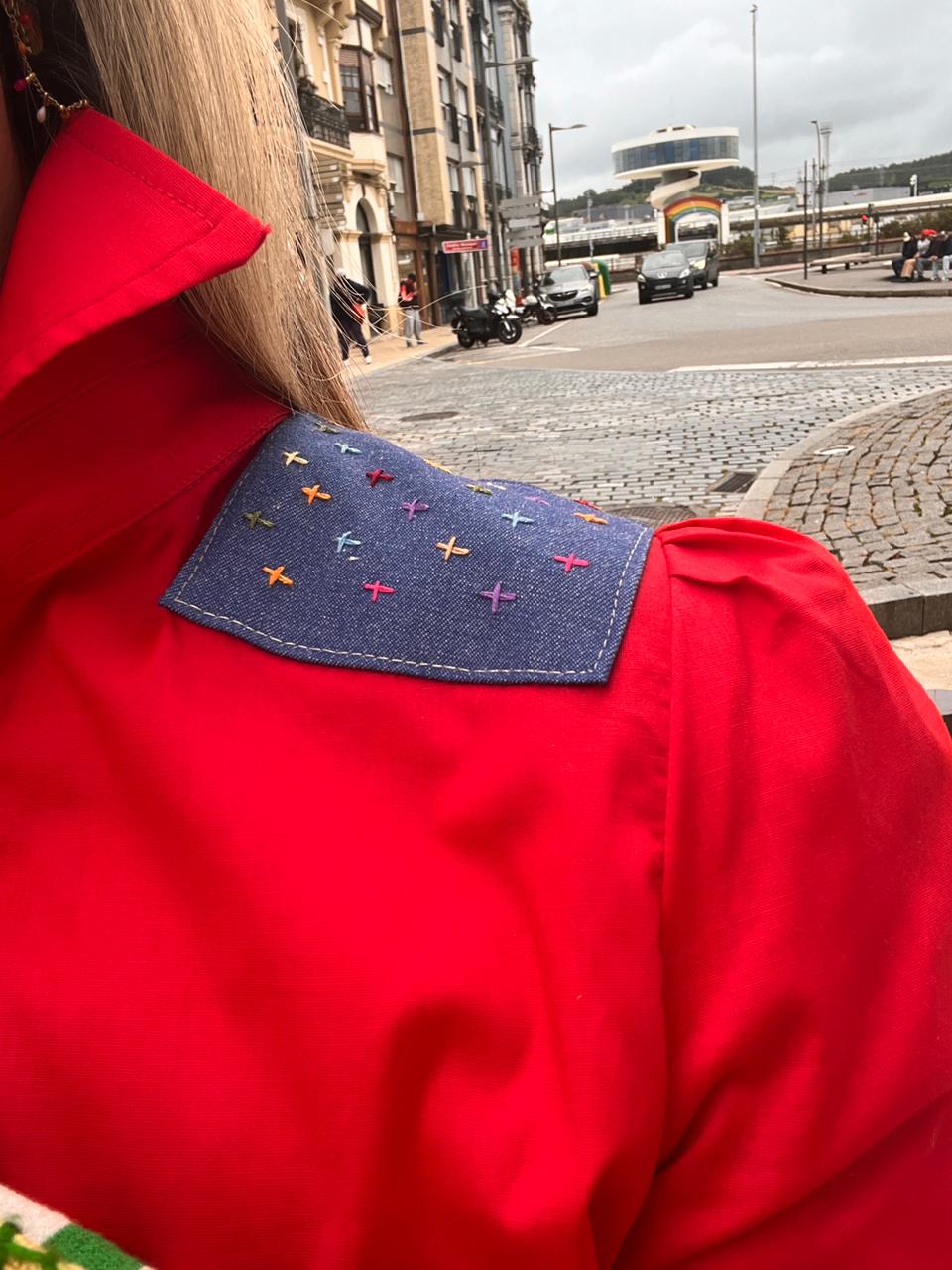 Red blouse with design denim