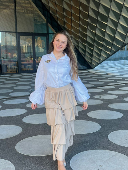 Layered skirt in beige