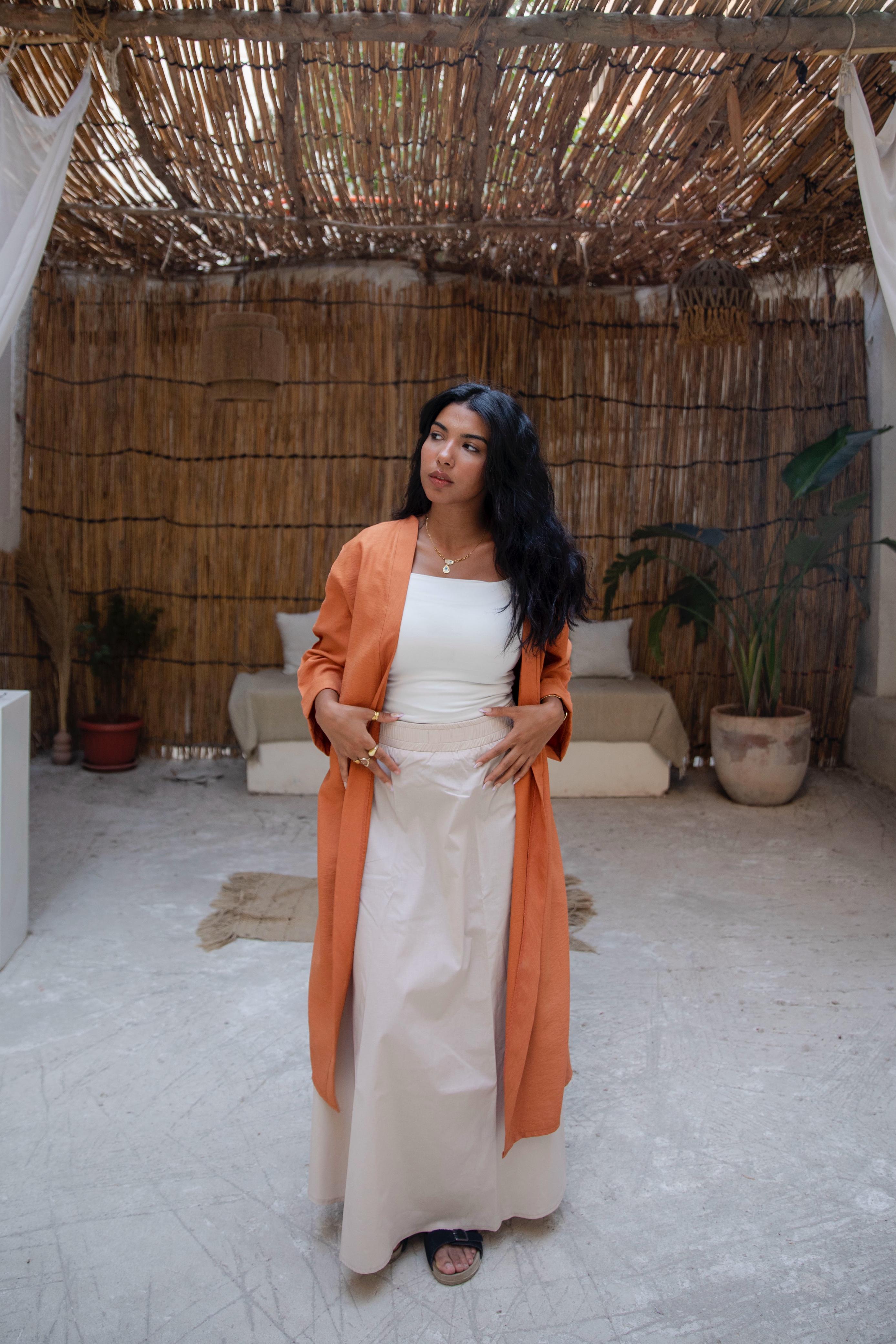 classic skirt in beige