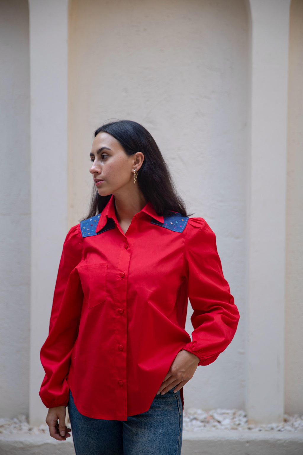 Red blouse with design denim