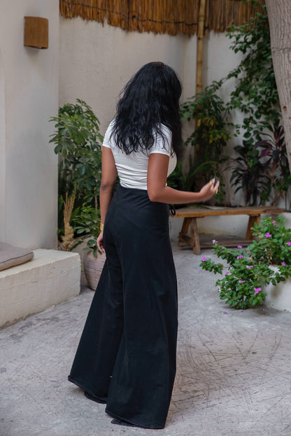 black drawstring pants