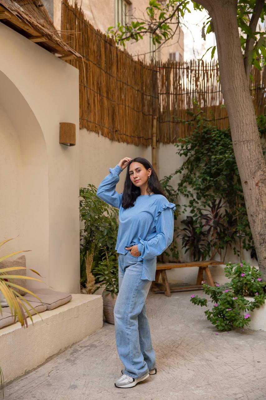 ruffles blouse in blue