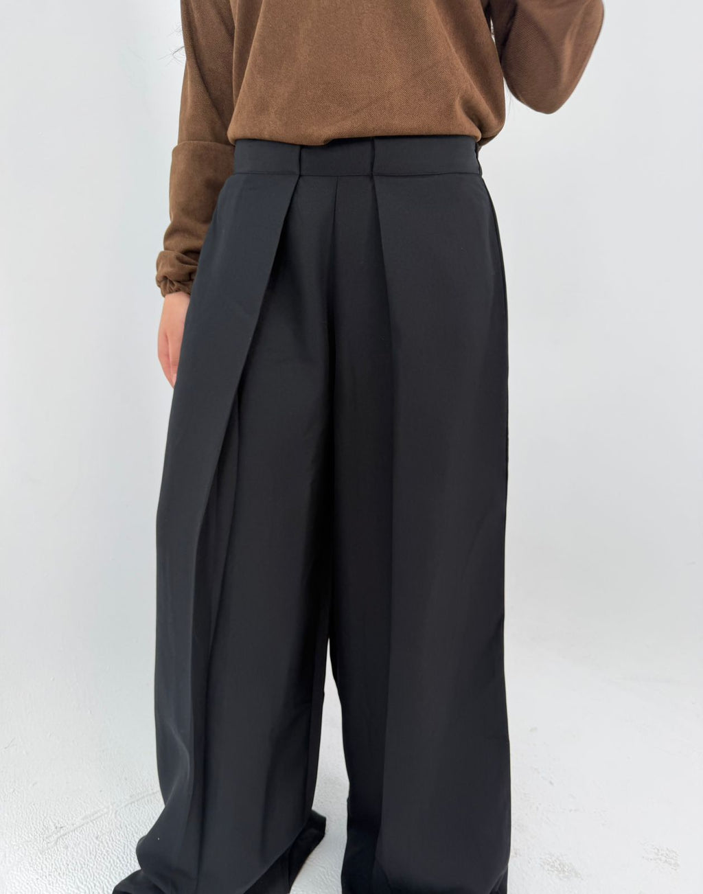 The Atelier Pants