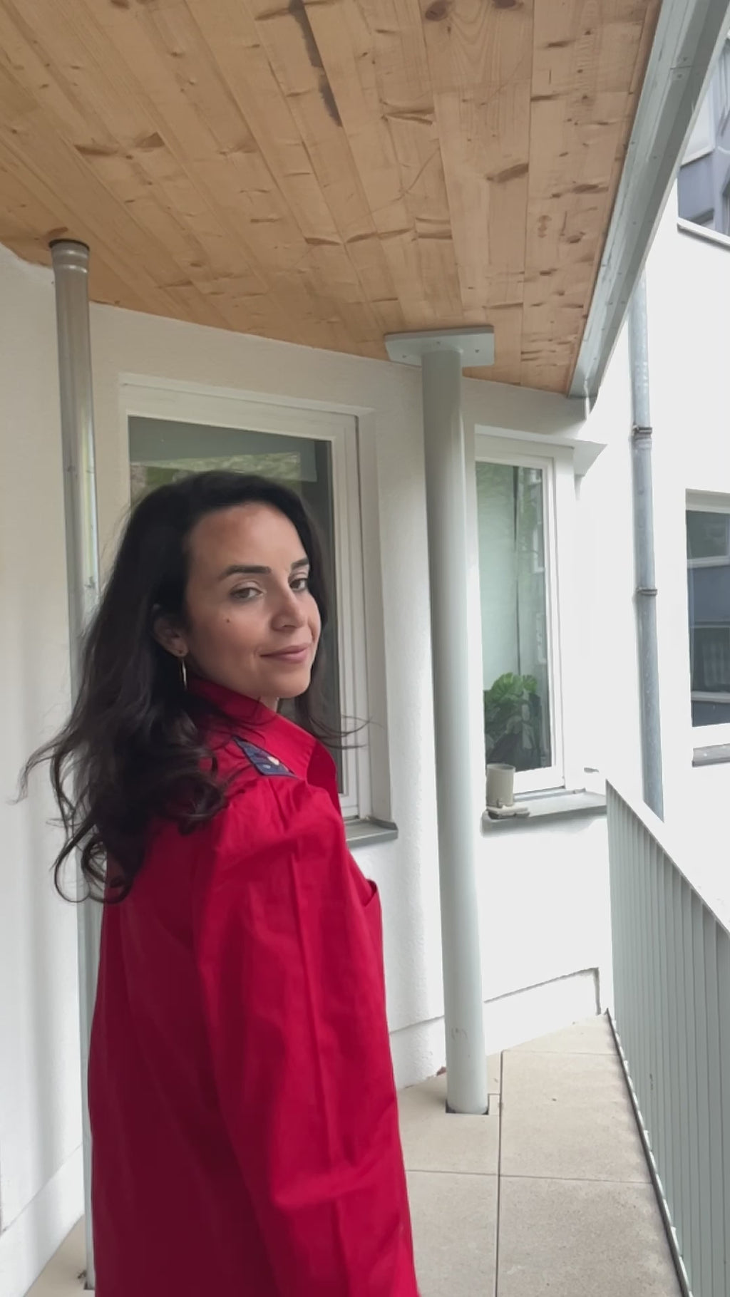 Red blouse with design denim