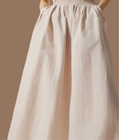 classic skirt in beige